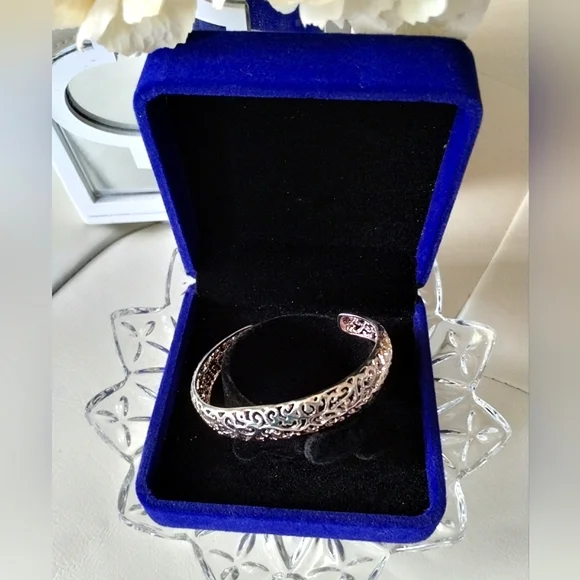 New In Box Sterling Silver Filigree Cuff Bracelet - Picture 2 of 13